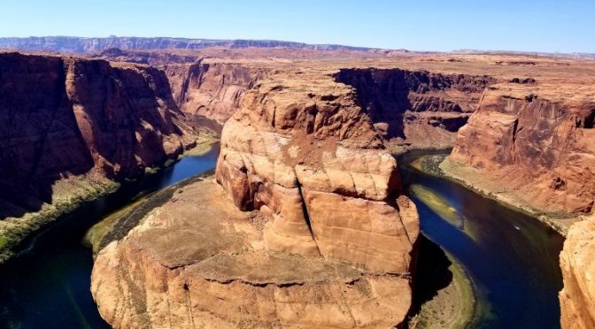 Page Arizona Travel Guide – Horseshoe Bend, Upper and Lower Antelope Canyon